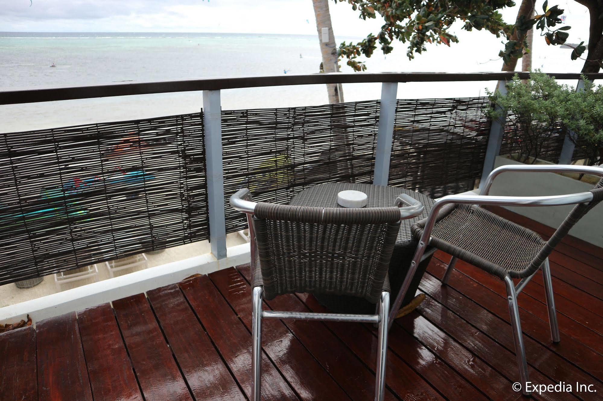 Pahuwayan Suites Balabag (Boracay) Exterior foto